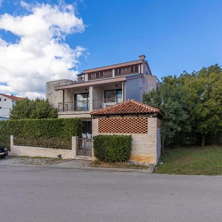 Nice Apartment In Jadranovo With Kitchen Exterior photo