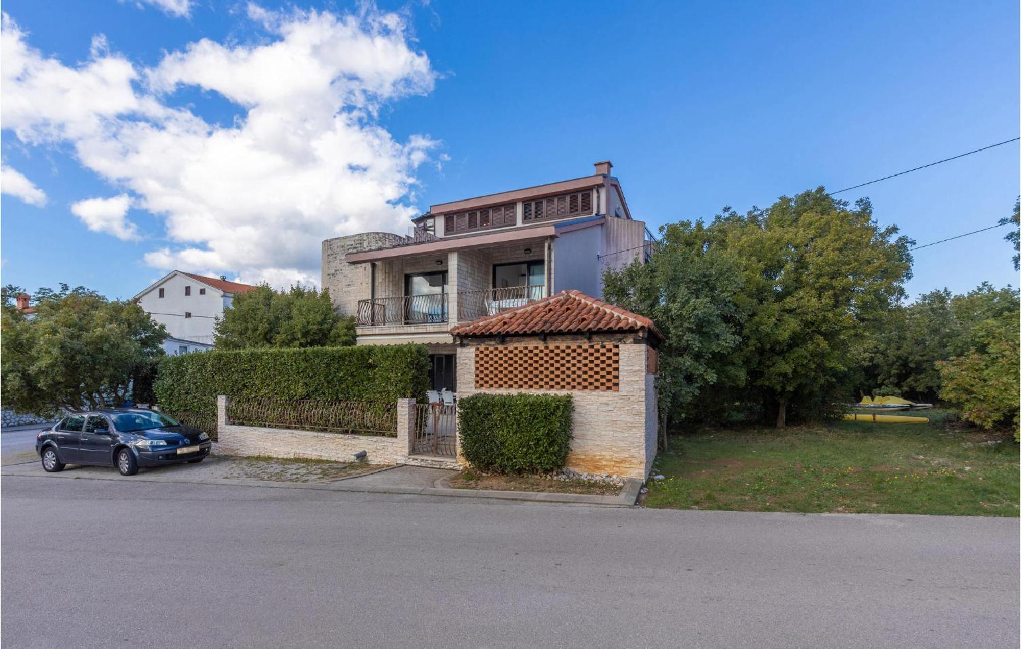 Nice Apartment In Jadranovo With Kitchen Exterior photo